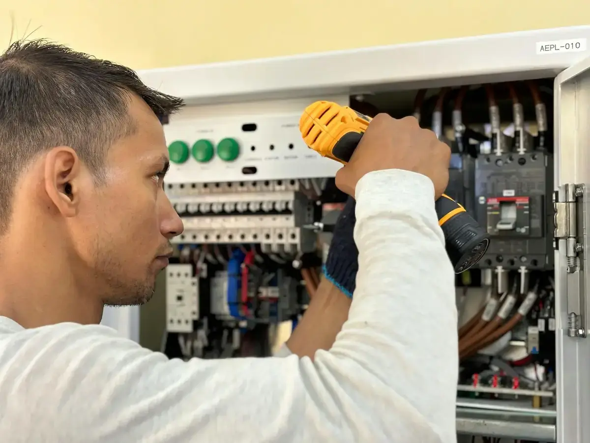 La importancia del Mantenimiento Preventivo en Tableros Eléctricos